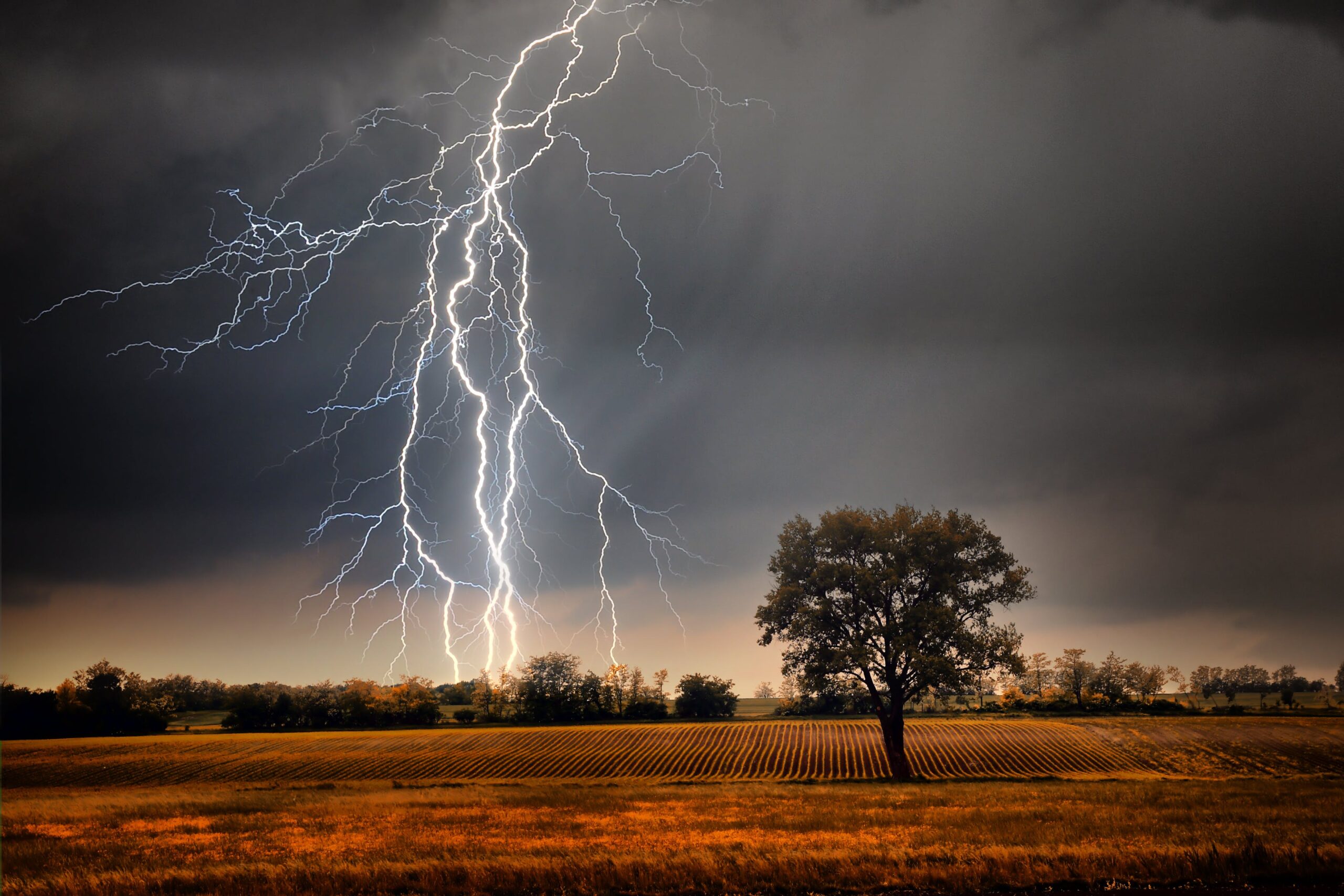 Beau Temps Mais Orageux En Fin De Journée ORAGES PARFOIS FORT ATTENDUS CE MERCREDI 2 JUIN 2021